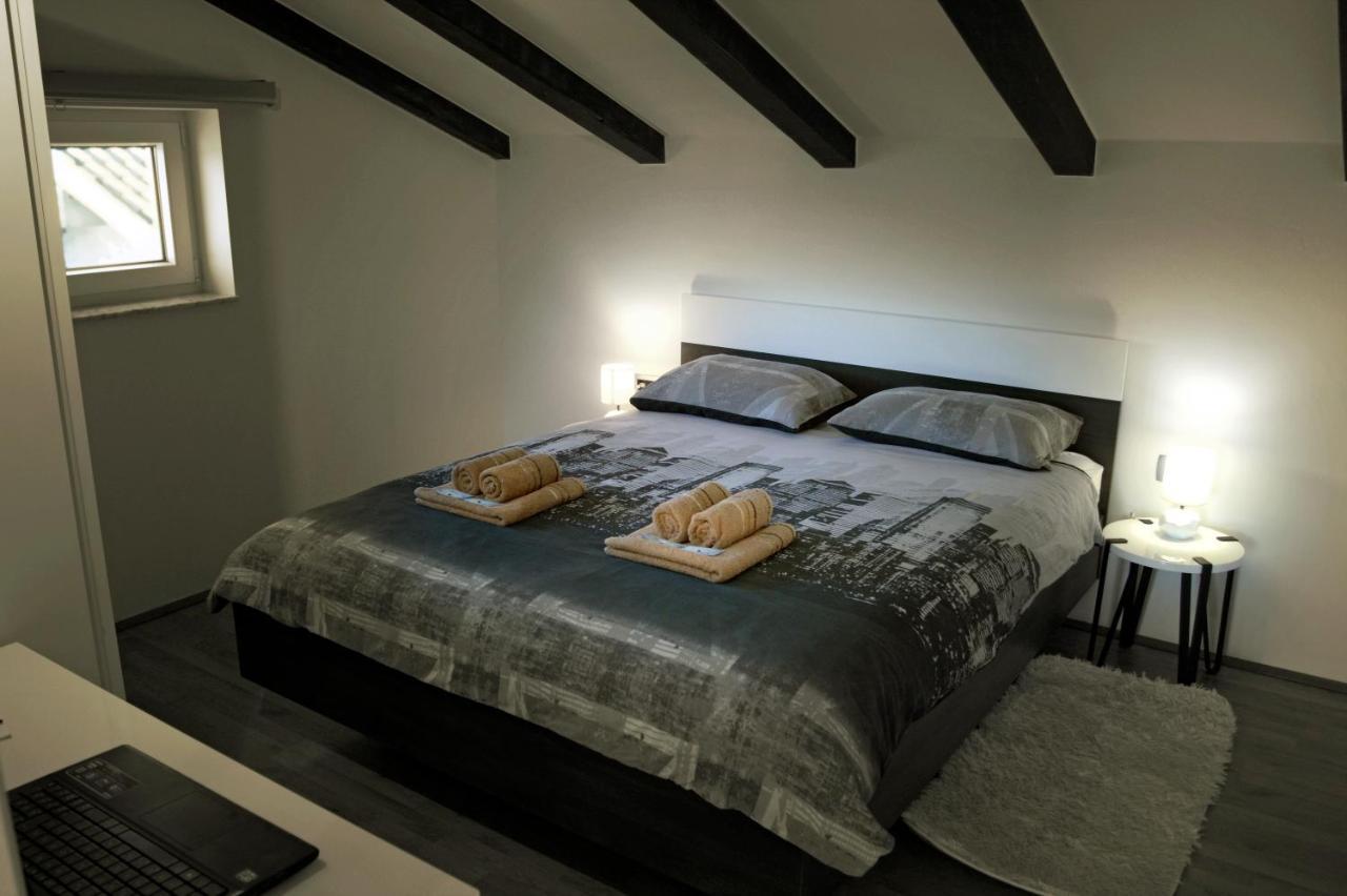אופטיה Harbor Apartments 3 מראה חיצוני תמונה