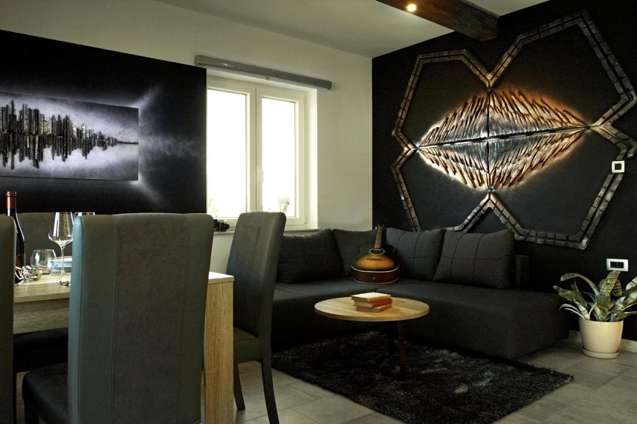 אופטיה Harbor Apartments 3 מראה חיצוני תמונה